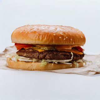 Бургер з телятиною