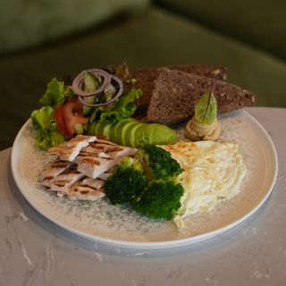 Белковый завтрак