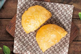 Мини-чебуречки с телятиной