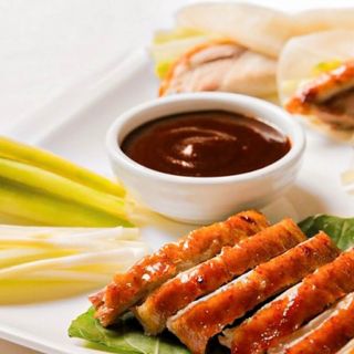 A153. Anatra alla pechinese*