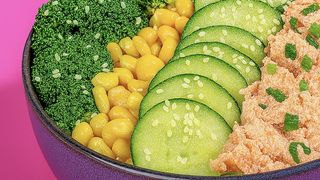 ორაგულის სალათის პოკე