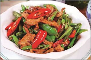 Porc picant cu legume