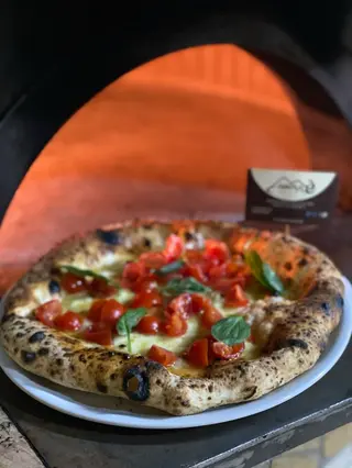 Bianca al filetto