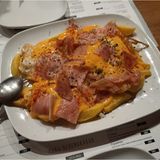 Huevos Con Salsa De Queso Y Bacon (1/2 ración)