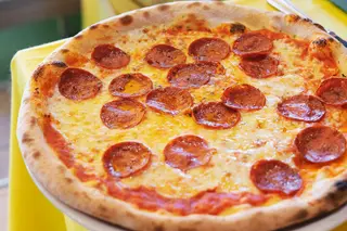 Pizza calabrese