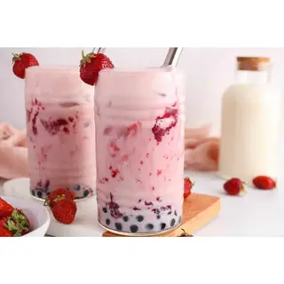 Strawberry Cheesecake Milk Boba Tea