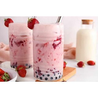 Strawberry Cheesecake Milk Boba Tea