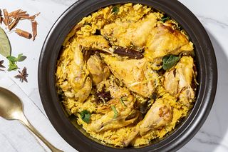 Riso biryani con pollo