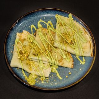 NALEŚNIKI PISTACJOWE