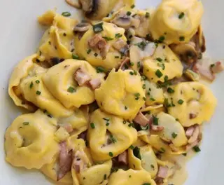 Cappelletti alla boscaiola