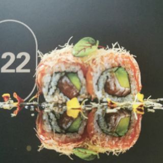 122.IOYI SALMON(8 Uds.)