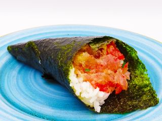 179. Temaki tonno spicy