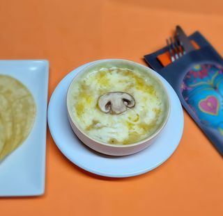 QUESO FUNDIDO CHAMPIÑONES (VEGETAL)