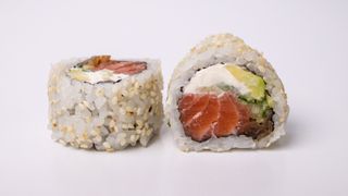 California maki surimi i awokado