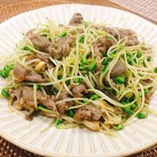 Manzo con germogli di soia