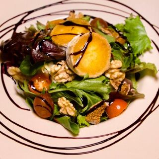 Amanida de formatge de cabra 