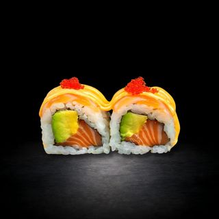 90. Uramaki De Salmó Amb Alvocat I Tobiko (8 Uds.)
