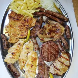 Mixed meat with chips + Beer Nikšićko