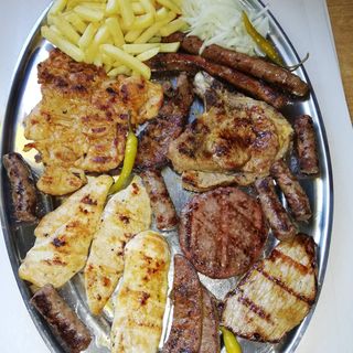 Mixed meat with chips + Beer Nikšićko