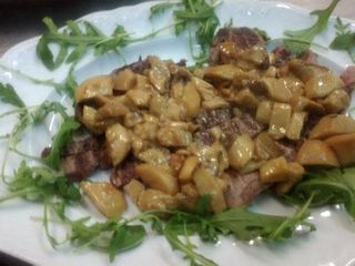 Tagliata ai funghi porcini