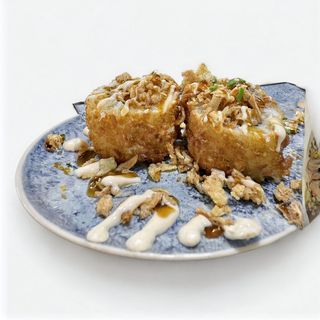 701. Uramaki Frito (8 Pzs.)