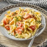 Свински хапки с бял бо и сушени сливи