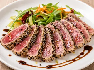 Tataki tonno sesamo