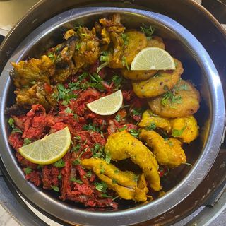 Menú Mediodía (Para 4 Personas)