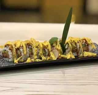 83. Tamago roll