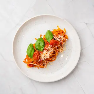 Spaghetti s tri teksture rajčice