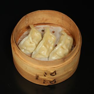 196. Gyoza De Pollo (3 Pzs.)