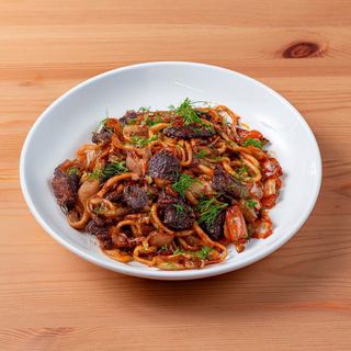 Лагман Цо мян