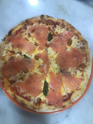 Pizza Salmón (33 Cm.)