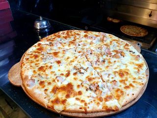 Pizza Chicken-Chika - Medium