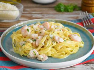 Фетучини с креветками (350г)