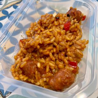 Arroz con salchichas y chistorra