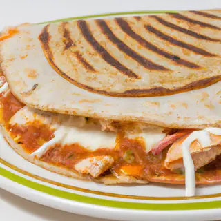 Quesadilla De Pollo A La Pibil