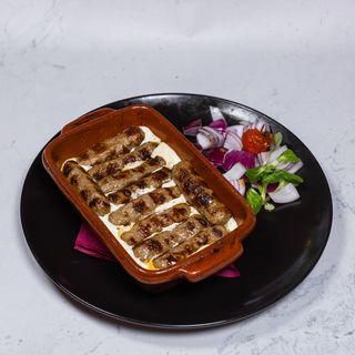 Ćevapi u kajmaku
