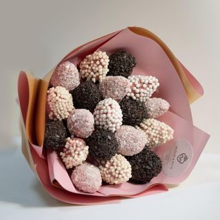 Bouquet Of 13 Strawberries