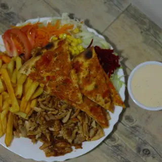 Lahmacun Plato