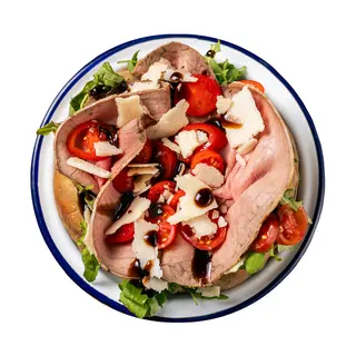 Roast Beef, rucola, pomodorini e grana