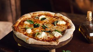 პიცა ოთხი ყველით