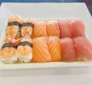 Combinado de Niguiris (12 Unidades)