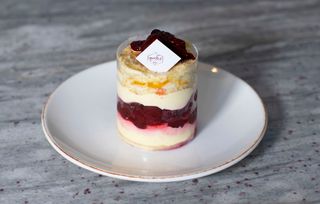 ფრანგული დესერტი ალუბლით