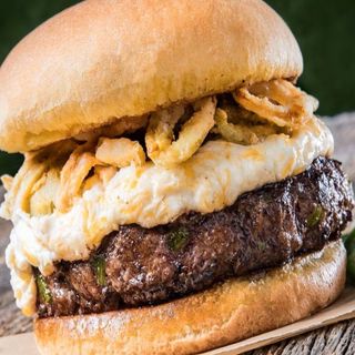 Jalapeño Popper Burger