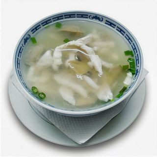 Sopa de Pollo con Champiñones