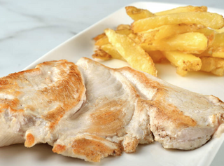 Pechuga De Pollo Con Patatas Fritas