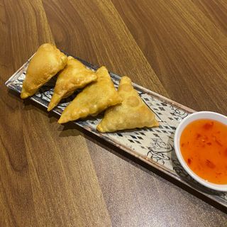 (5a) Empanadailla  de pollo y curry(4)