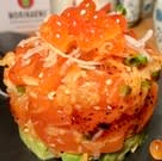 66. Tartar de Salmón con Trufa