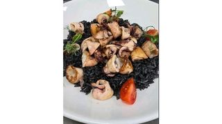 Black pearl risotto